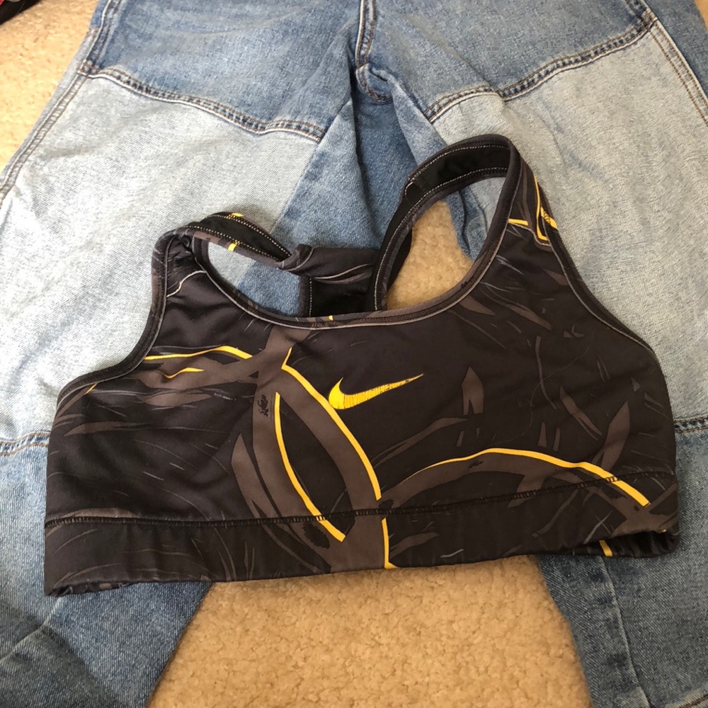 Nike sports bra